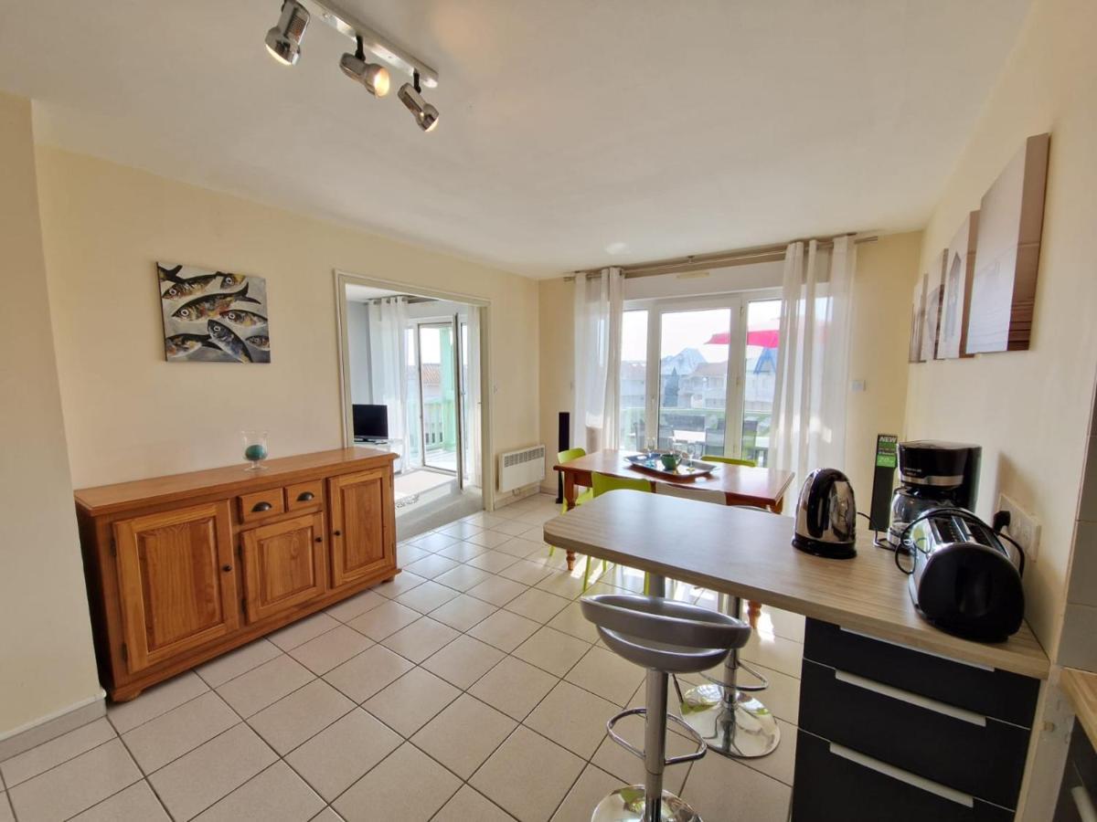Appartement Avec Piscine, Tennis & Balcon, Centre-Ville Chatelaillon-Plage, 6 Pers, 2 Ch - Fr-1-706-17 Exterior foto