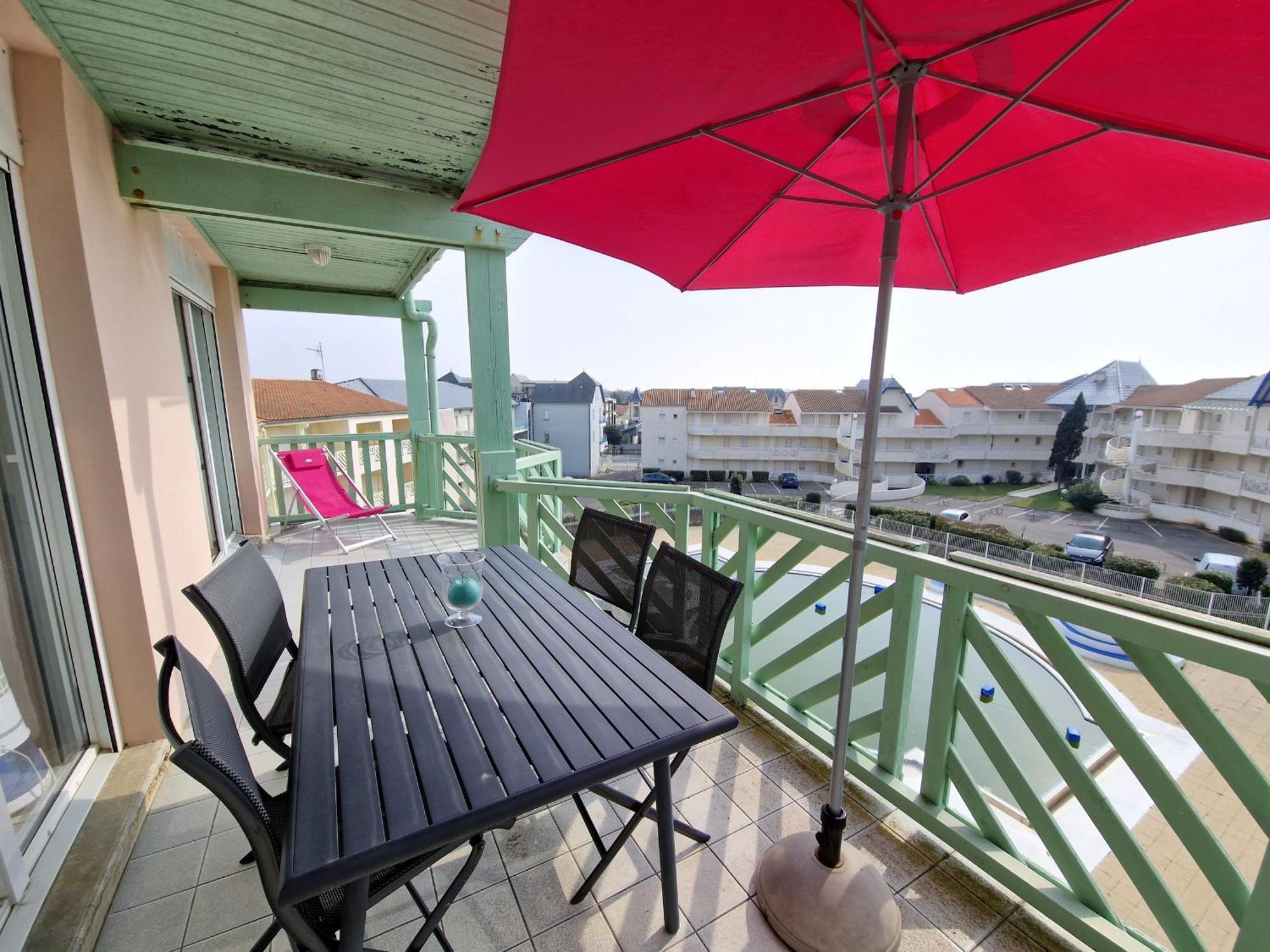Appartement Avec Piscine, Tennis & Balcon, Centre-Ville Chatelaillon-Plage, 6 Pers, 2 Ch - Fr-1-706-17 Exterior foto
